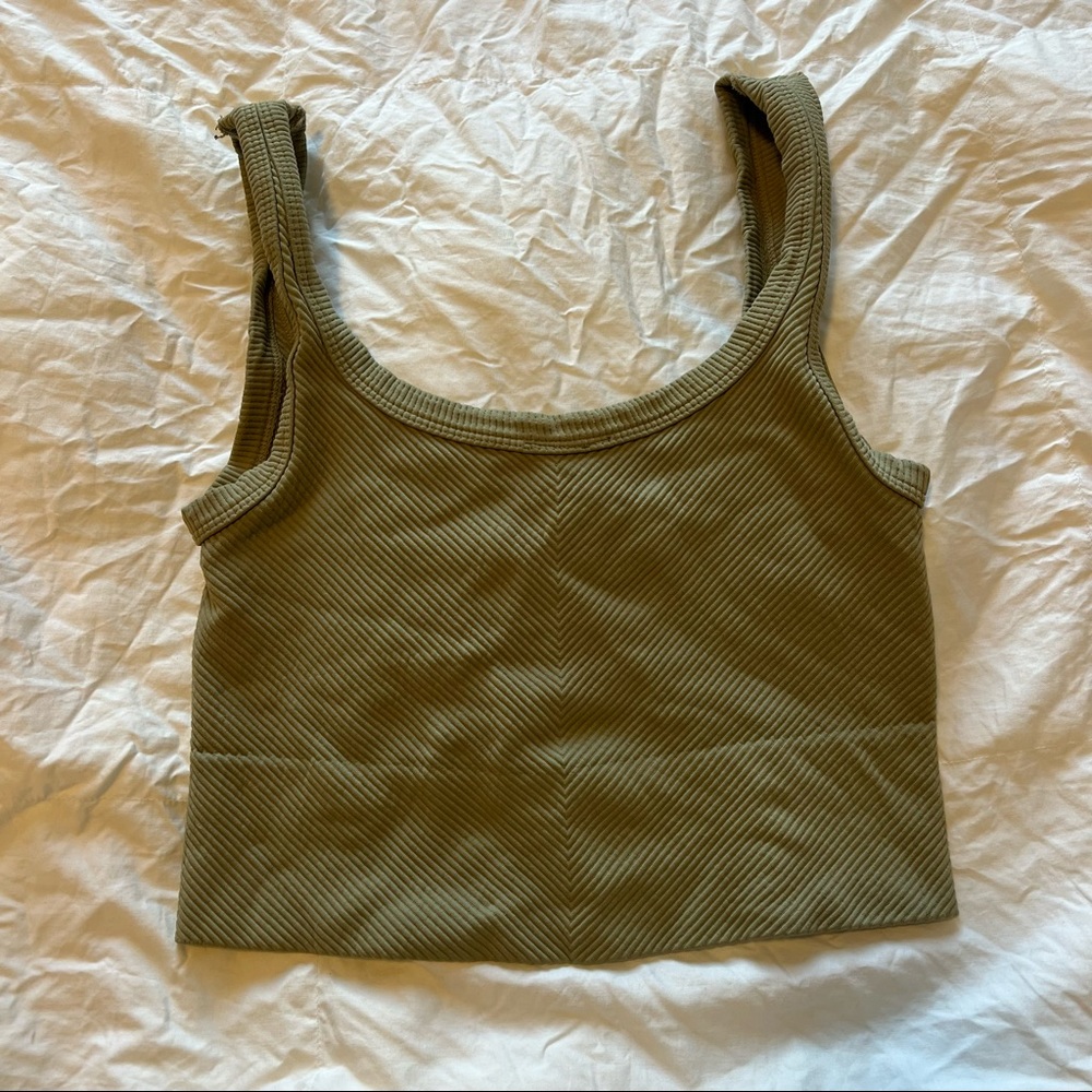 Lele active seamless crop tank